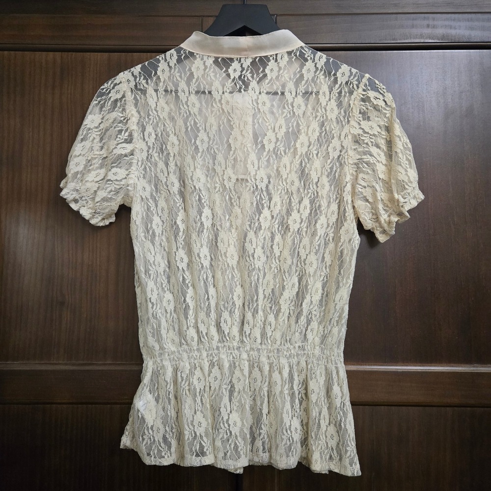 Forever 21 XXI Cream Floral Lace Peplum Blouse Ruffle Bib Bow Top Medium - Picture 3 of 8